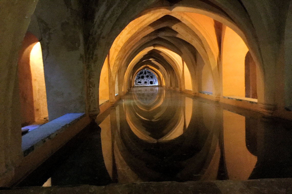 Alcazar bath photograph